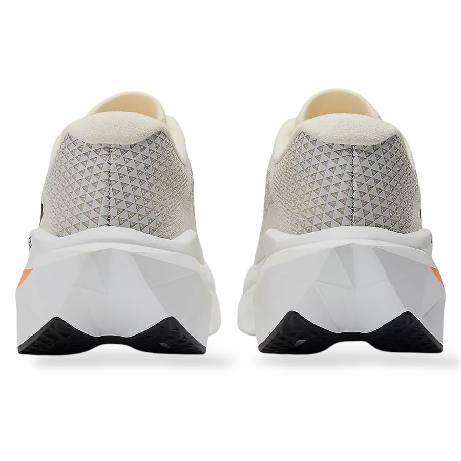 FuelCell SuperComp Trainer v3 scarpe da running uomo New Balance | MRCXCA4